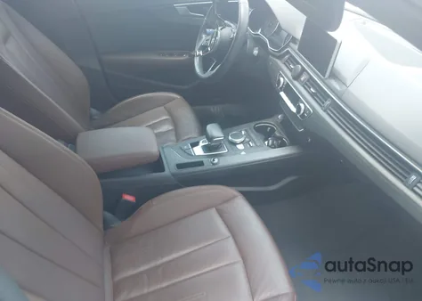2017 Audi A4 2.0T Premium z USA, uszkodzony, nr VIN WAUGNAF41HA044348